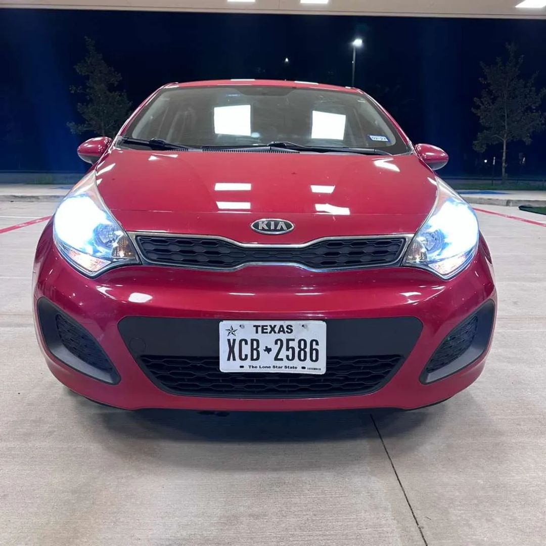 kia rio 5-door 2013 KNADN5A3XD6124138 image kia rio 5-door 2013 KNADN5A3XD6124138 image